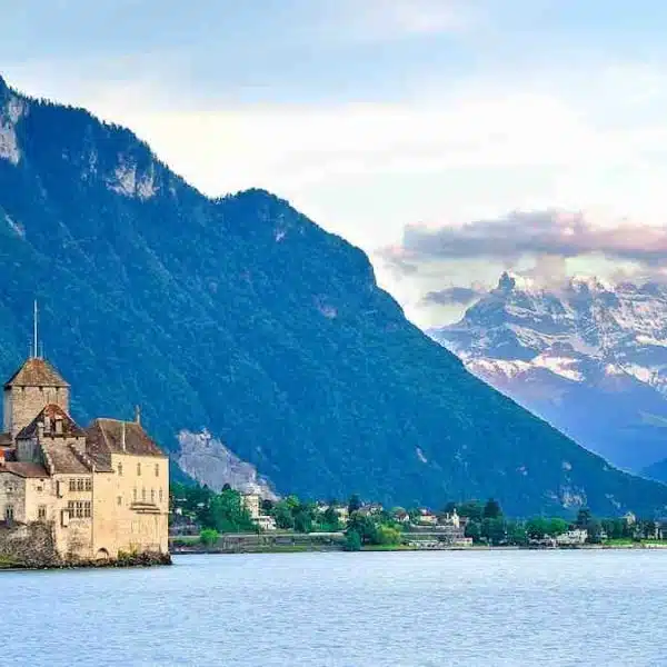 Montreux: Pretty Lake