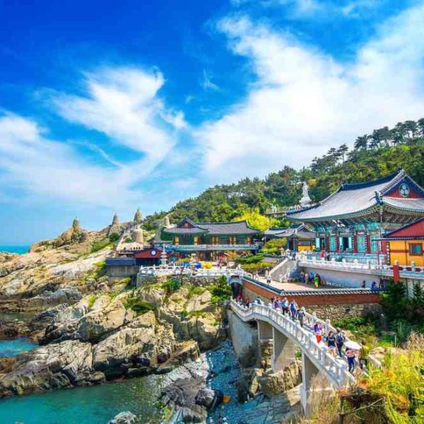 Okinawa: Tropical Paradise with Island Charm