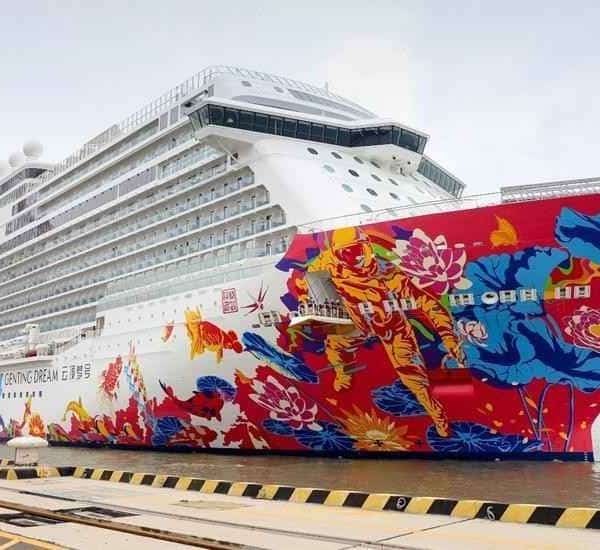Boarding the Genting Dream Cruise