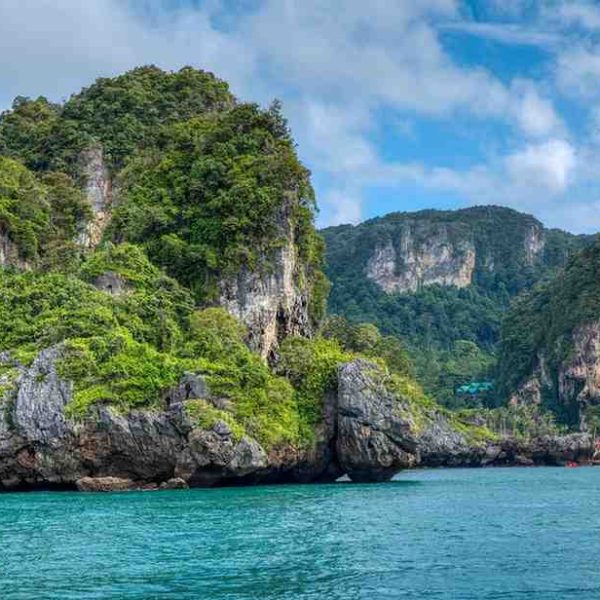 Krabi Limestone Cliffs & Emerald Waters